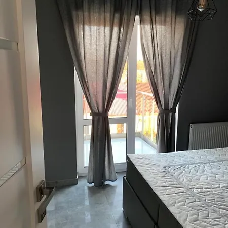 Nowoczesny Z Duzym Tarasem I Widokiem Na Jezioro Appartement *