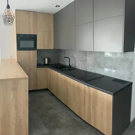 Nowoczesny Z Dużym Tarasem I Widokiem Na Jezioro Apartament *