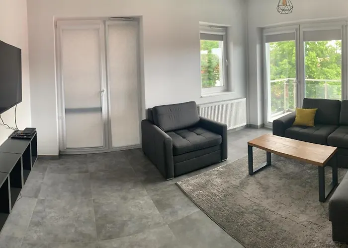 Nowoczesny Z Duzym Tarasem I Widokiem Na Jezioro *